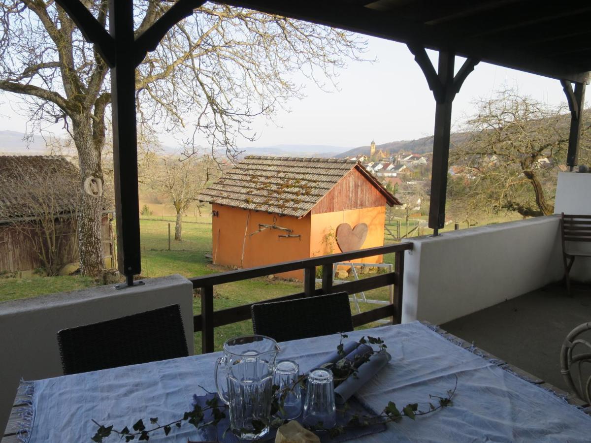 Alpaka-Ferien Apartment Wiechs am Randen Bagian luar foto